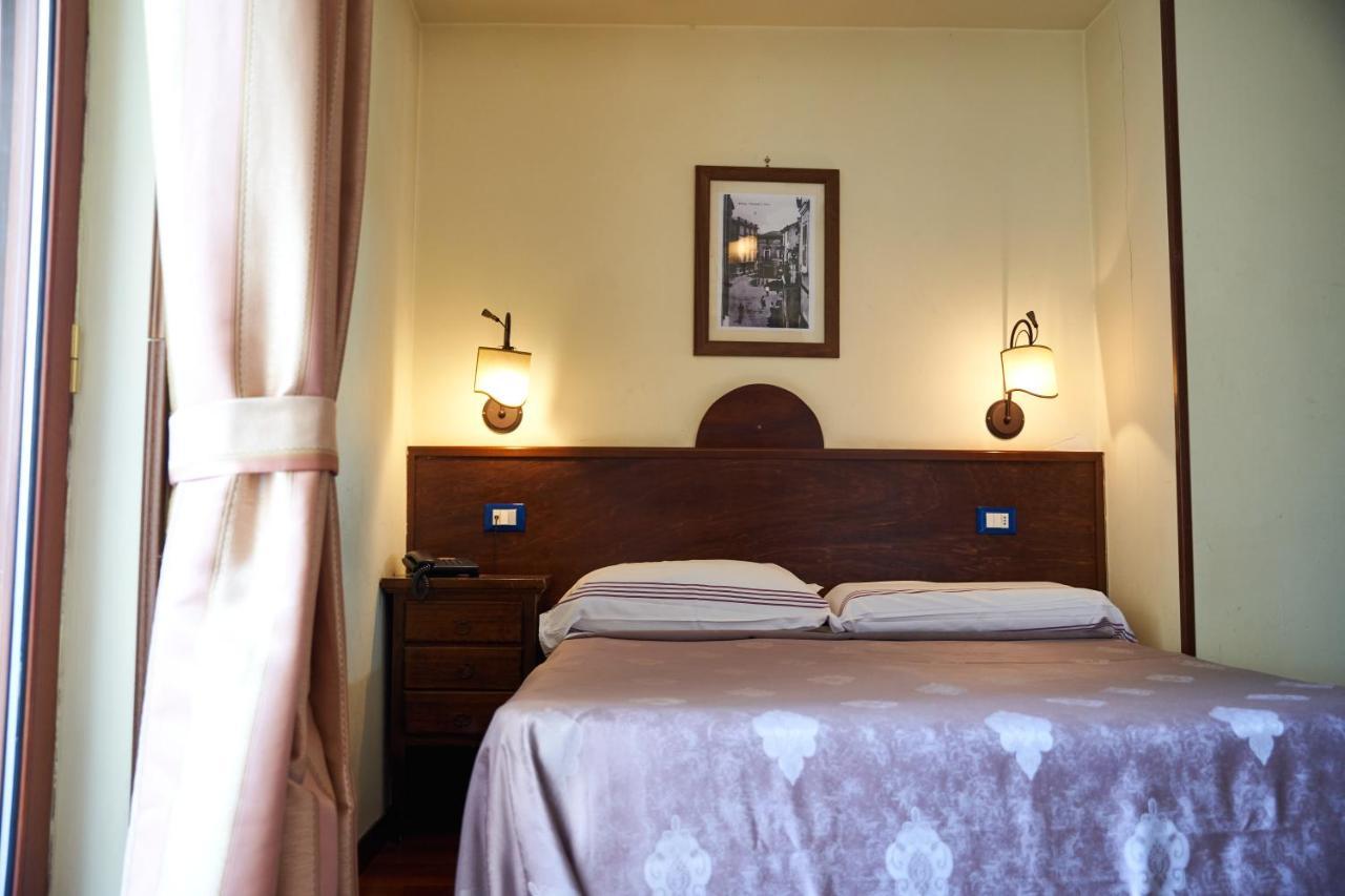 Hotel Max Aversa Dış mekan fotoğraf