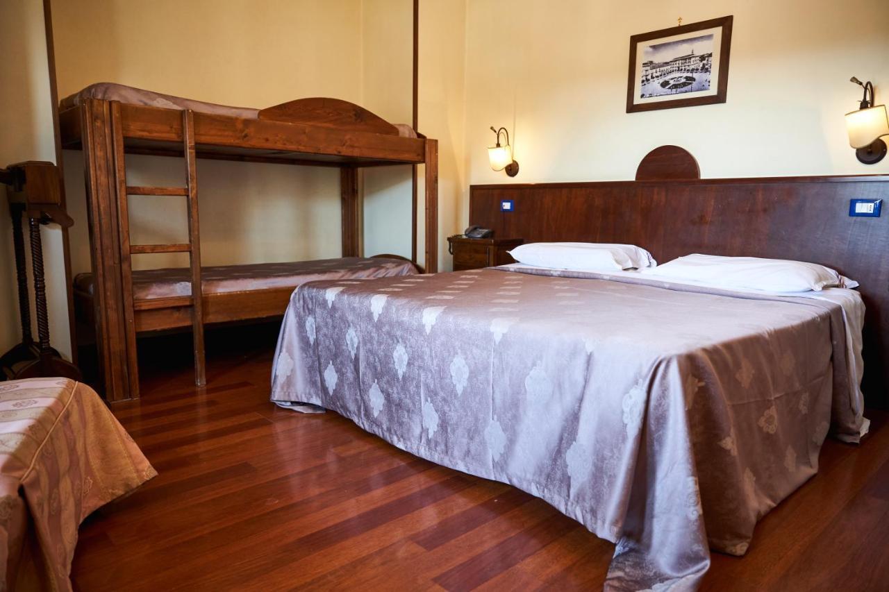 Hotel Max Aversa Dış mekan fotoğraf