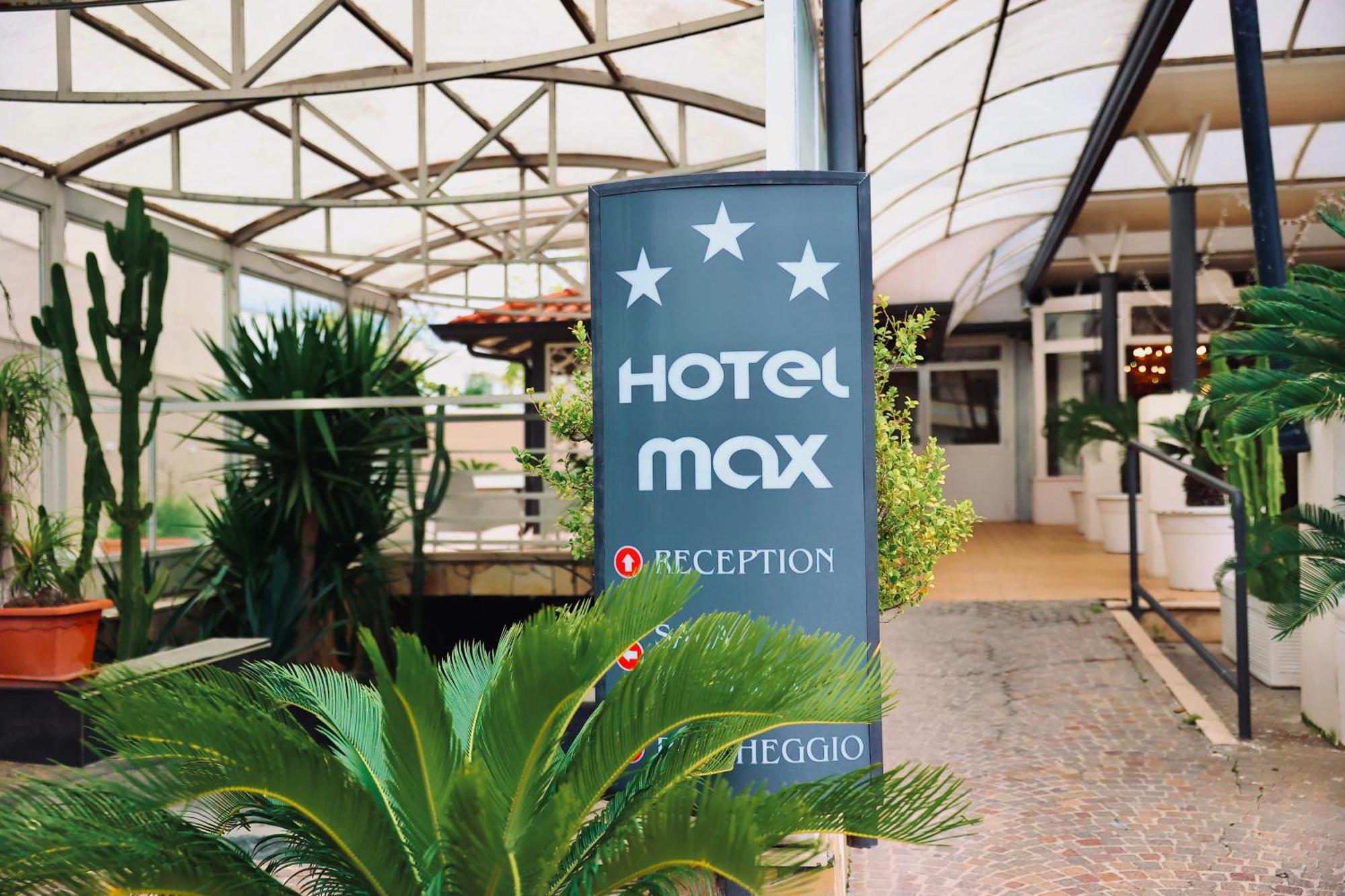 Hotel Max Aversa Dış mekan fotoğraf