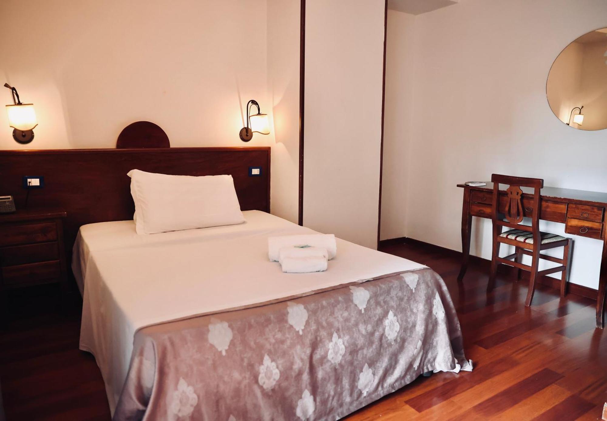 Hotel Max Aversa Dış mekan fotoğraf