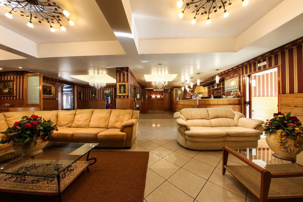 Hotel Max Aversa Dış mekan fotoğraf